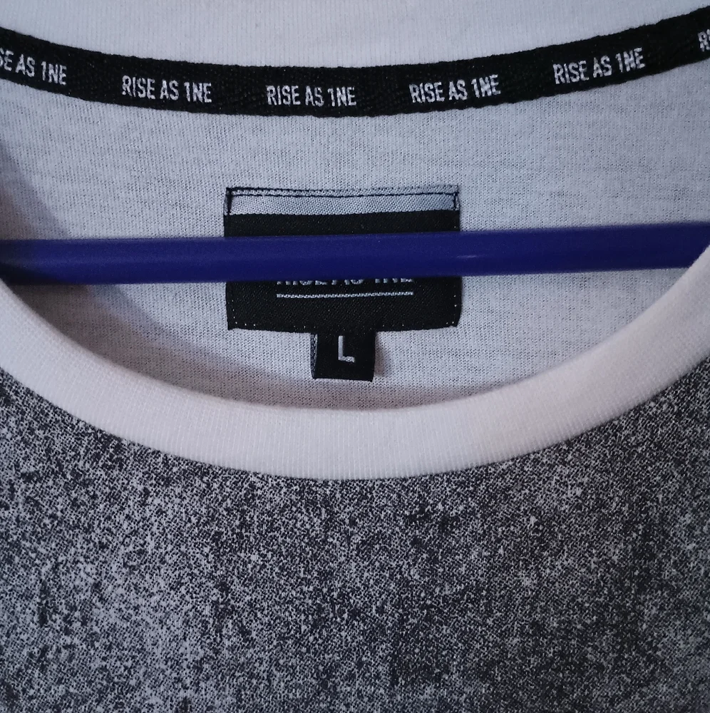 Rise As 1ne shirt - Picture 4 of 4